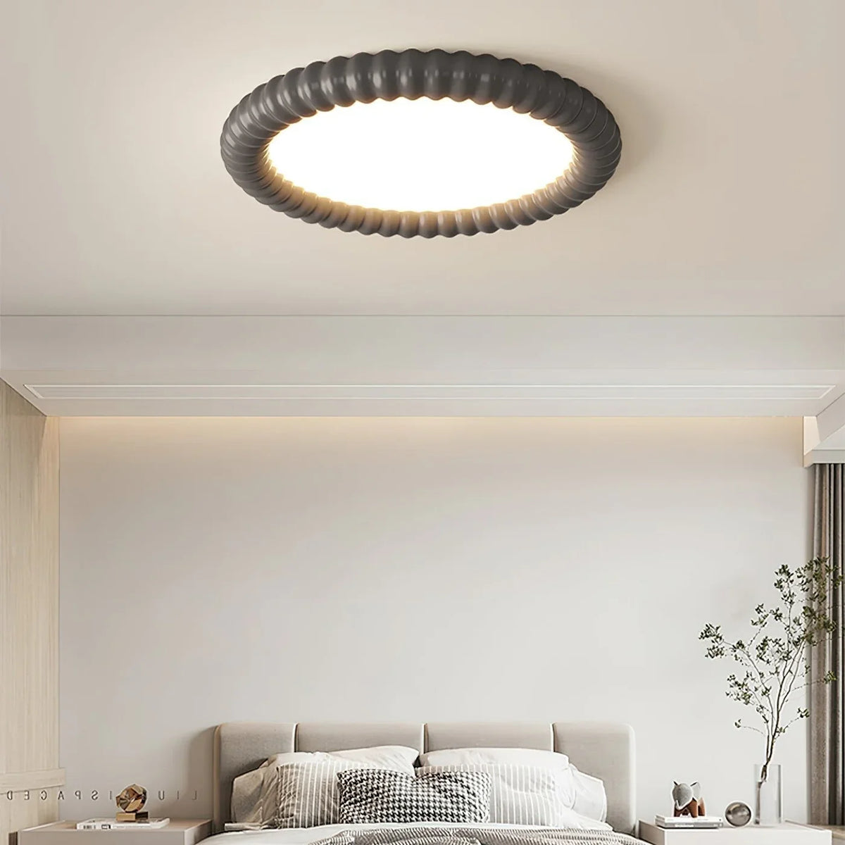 Ashford | LED Flush Mount Ceiling Light with Rippled Frame