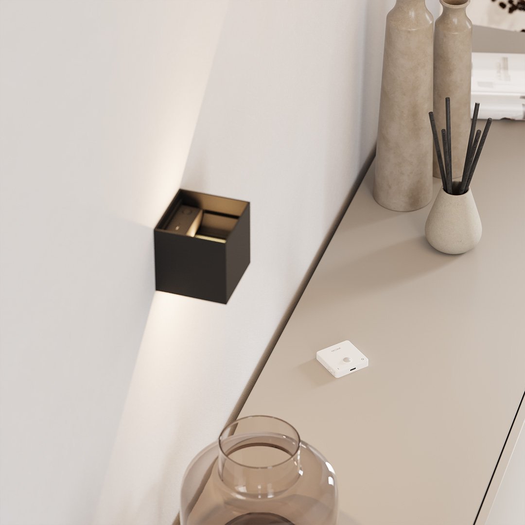 Brymar | LED Wall Light with Adjustable Beam