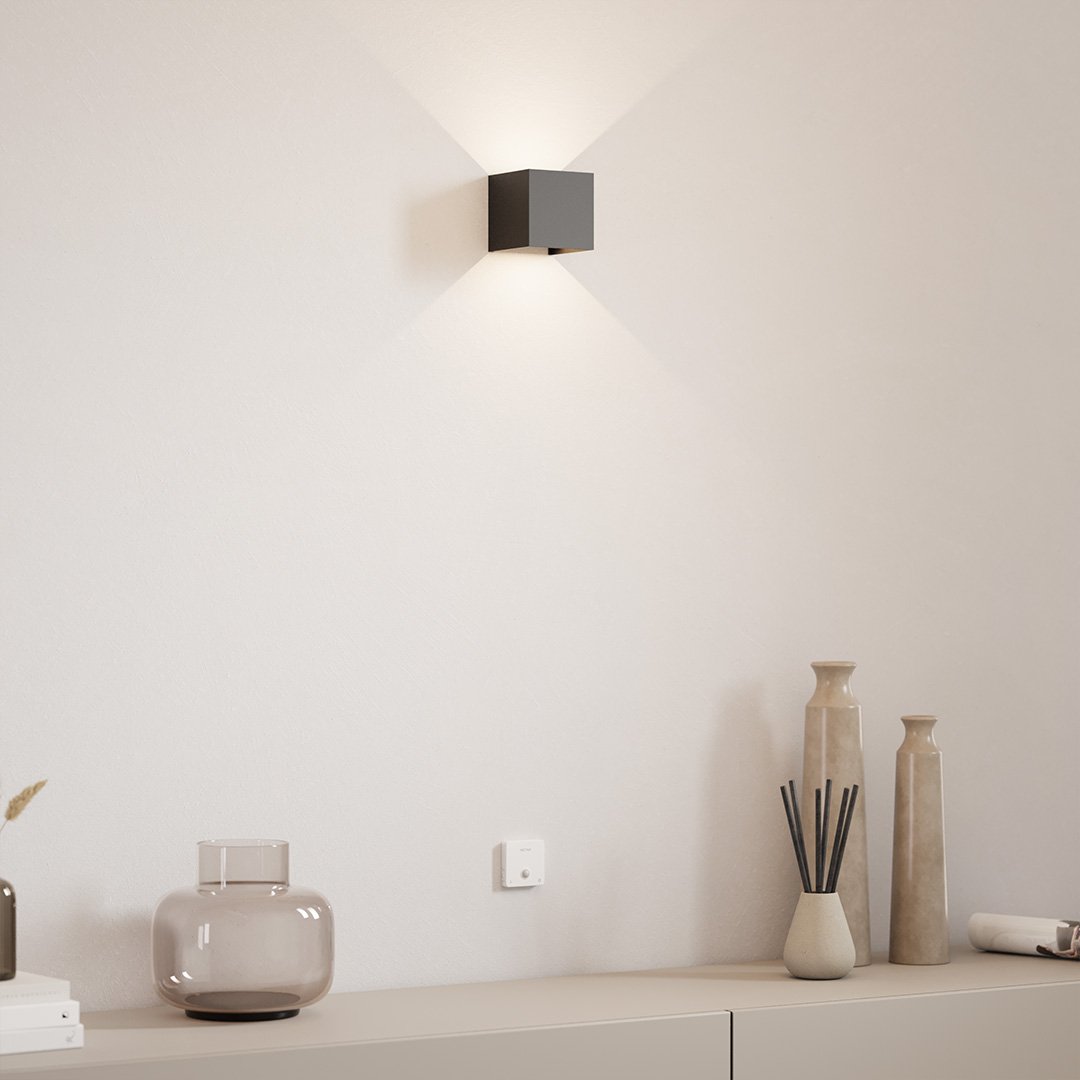 Brymar | LED Wall Light with Adjustable Beam