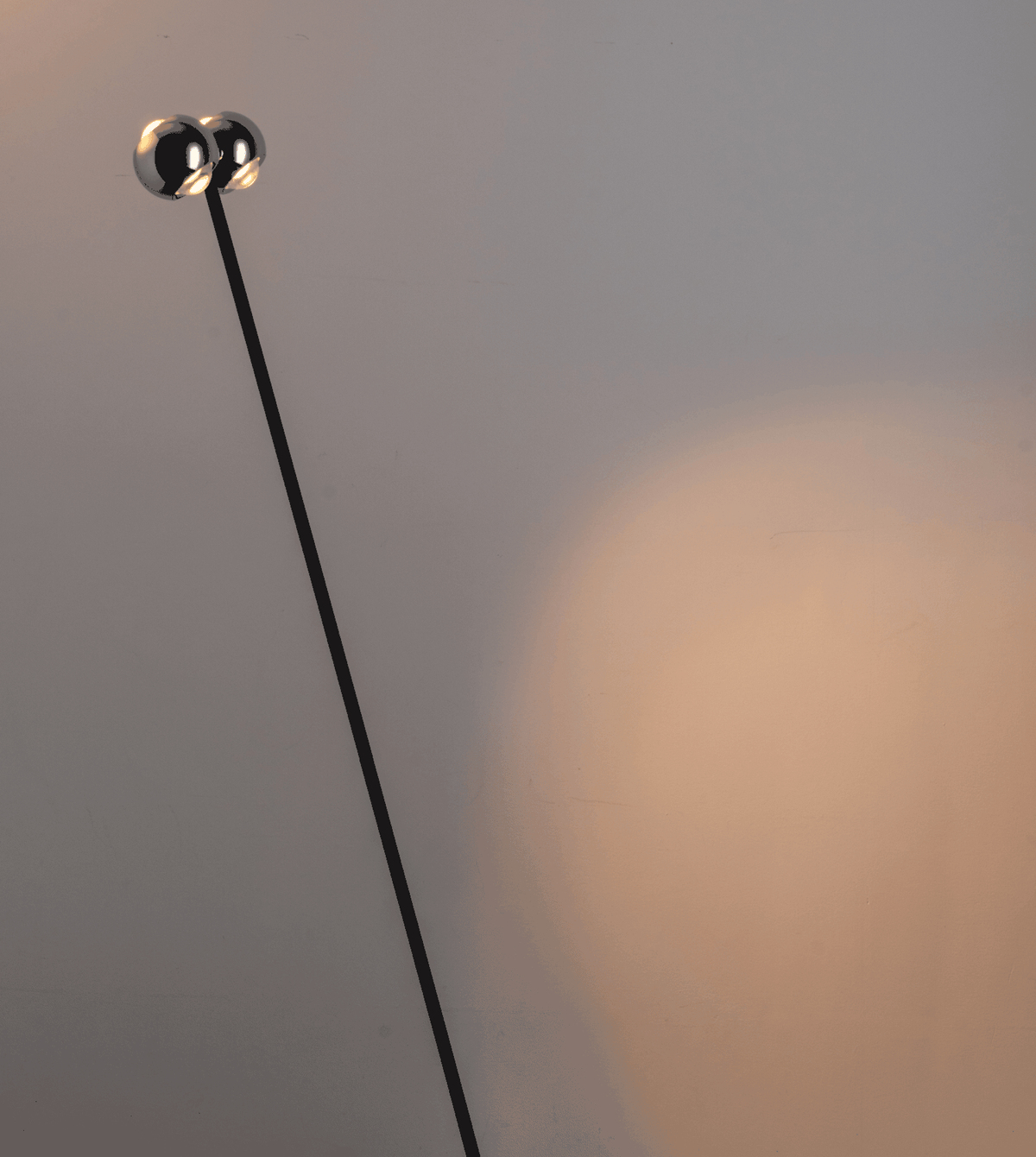 Cyrano | LED Floor Lamp with Adjustable Chrome Heads