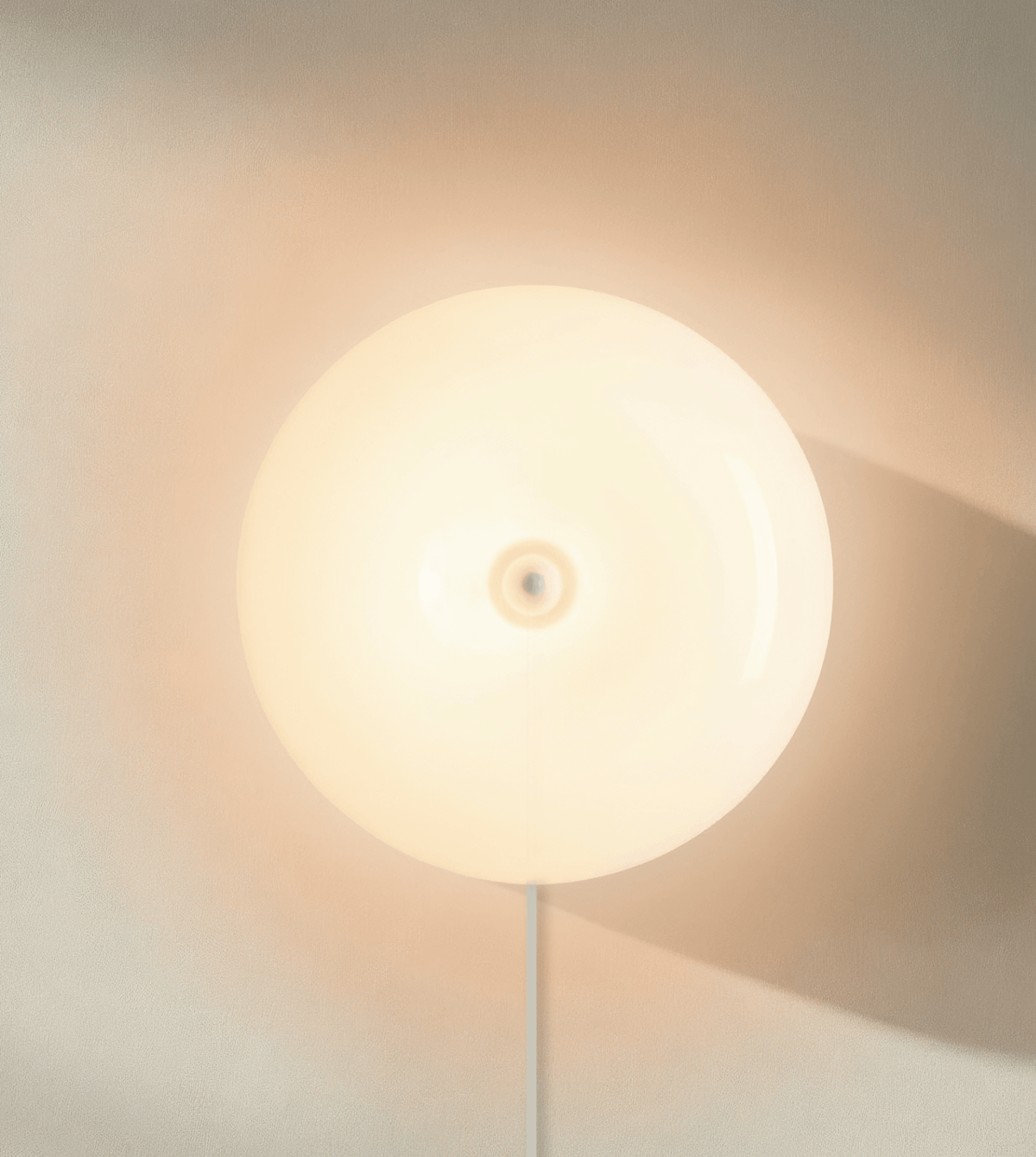 Cirelle | LED Glass Wall Light with Touch Dimmer