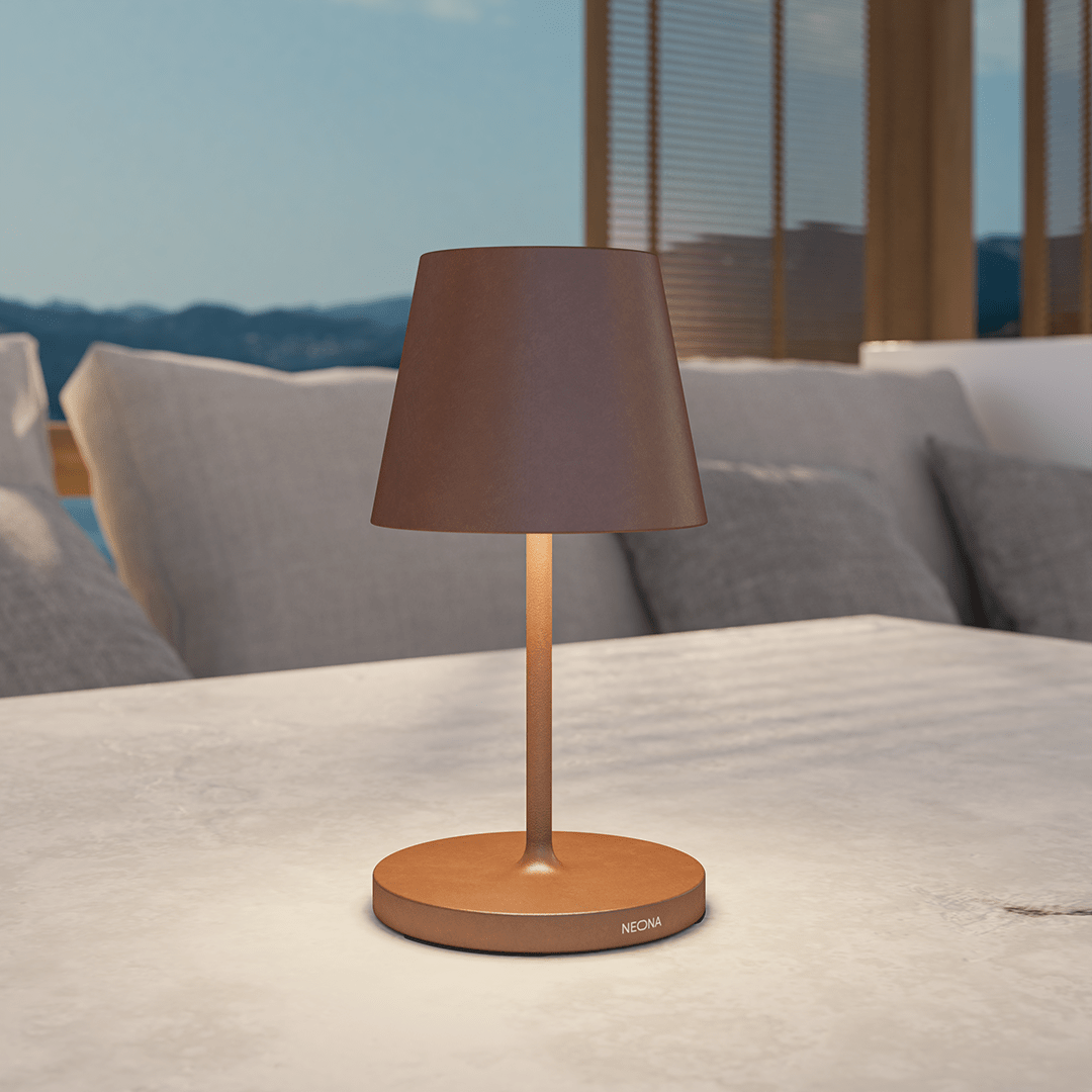 Fiorin | Rechargeable LED Table Lamp