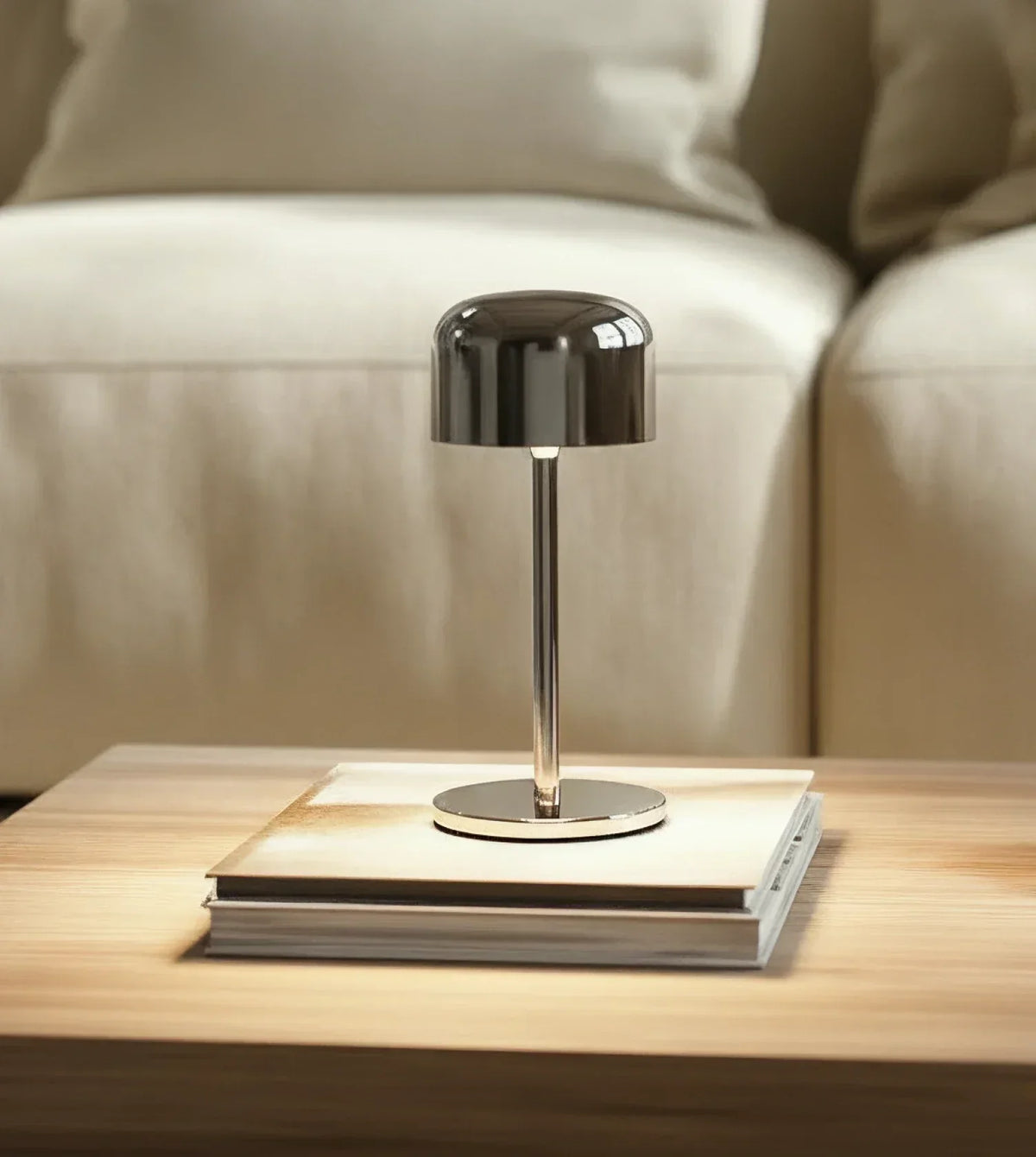 Quinley | Battery-Powered LED Table Lamp