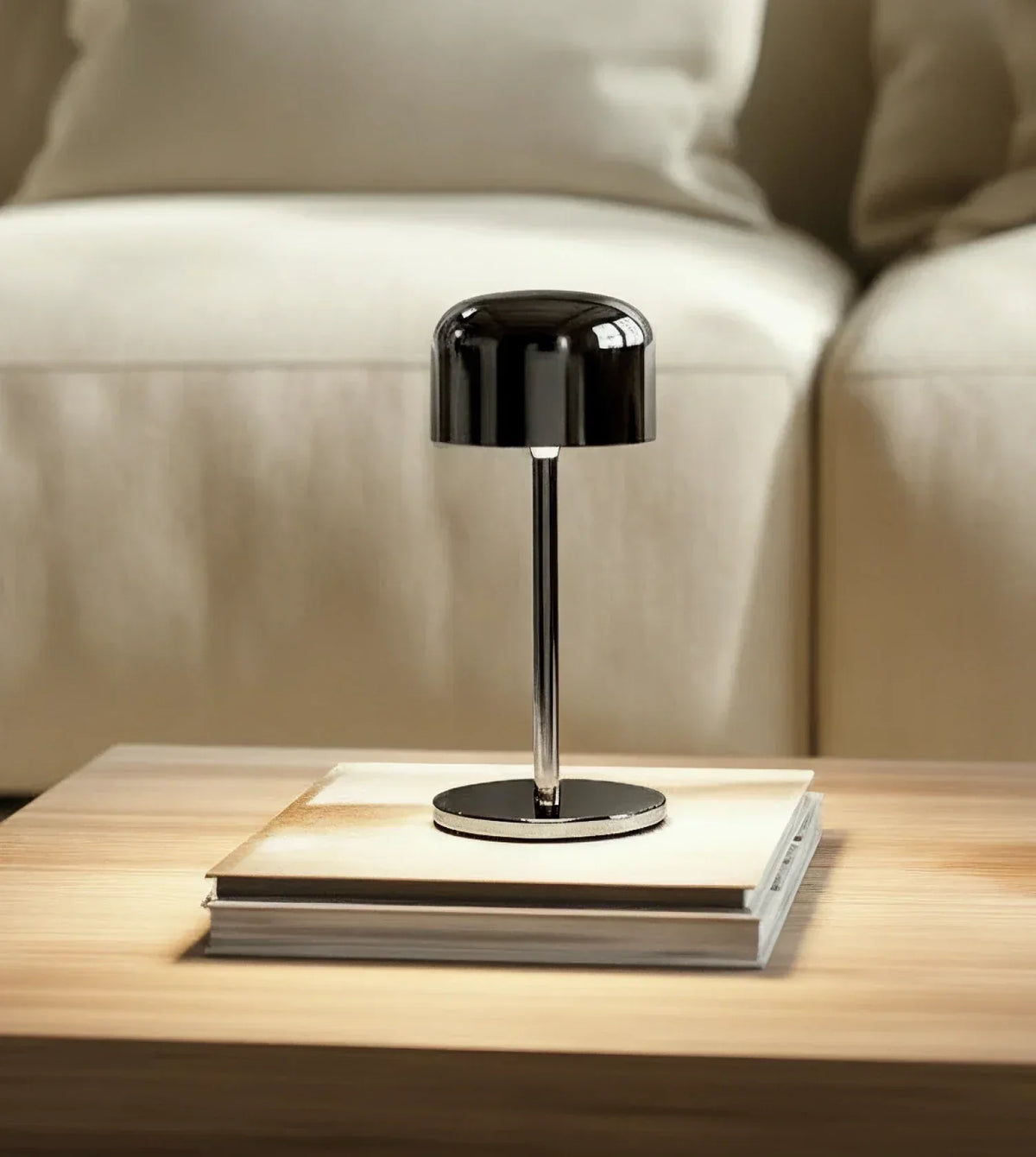 Quinley | Battery-Powered LED Table Lamp