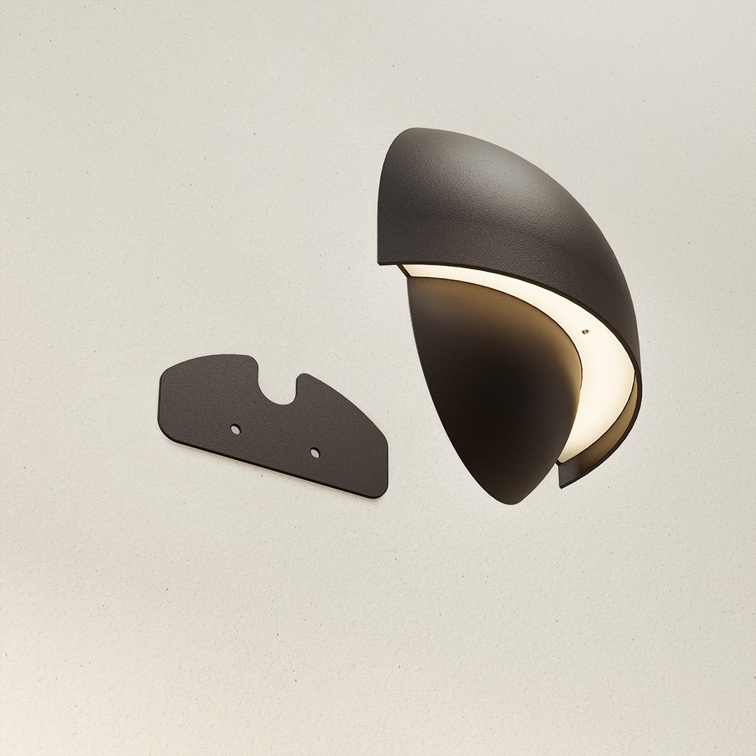 Cythe | Battery-Powered Wall Light with Motion Sensor