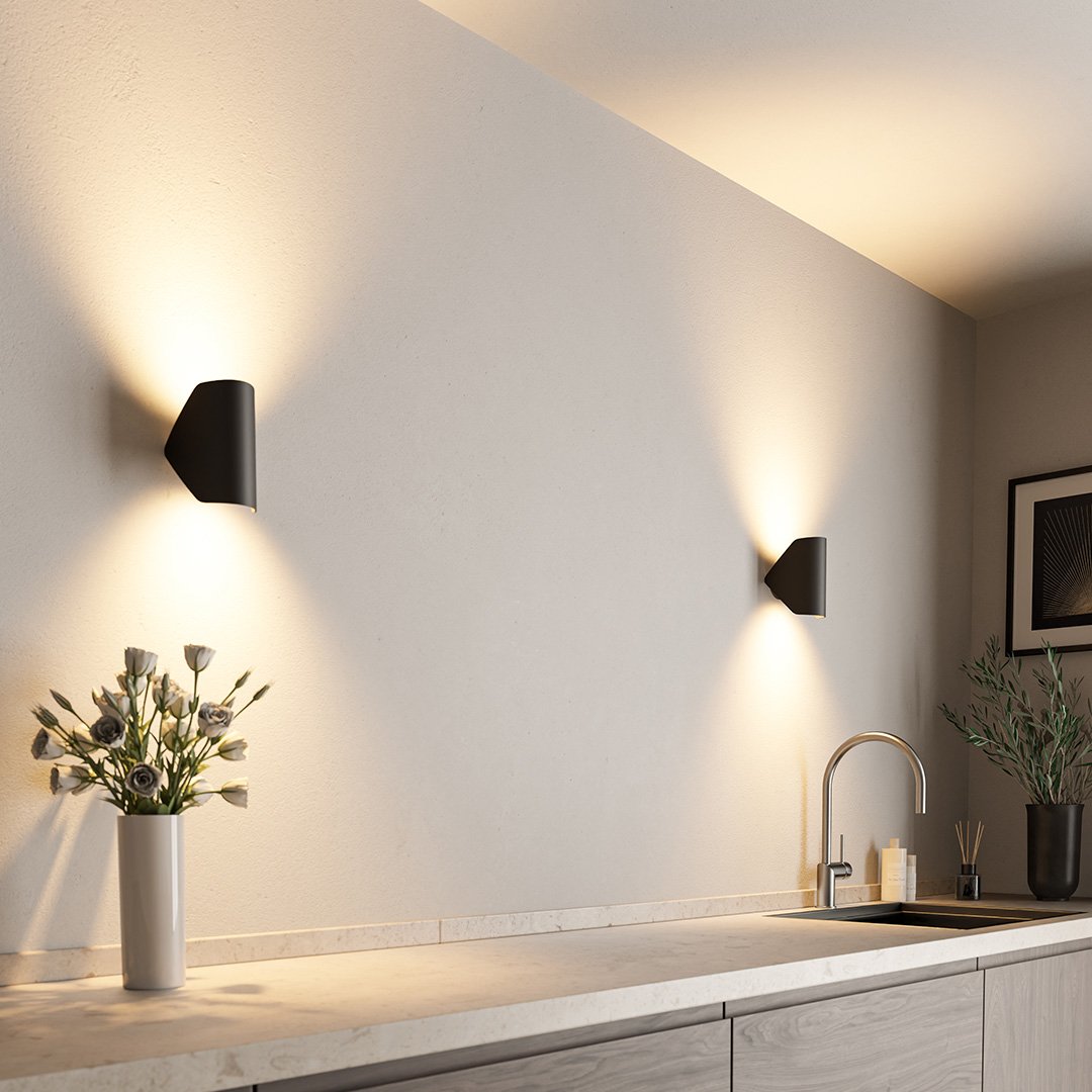 Trevarn | Adjustable LED Wall Light