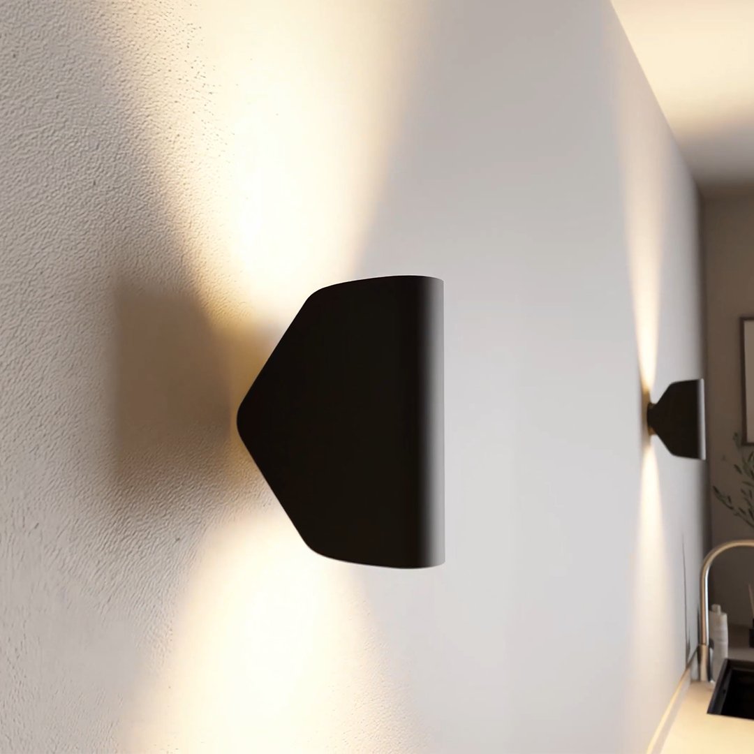 Trevarn | Adjustable LED Wall Light