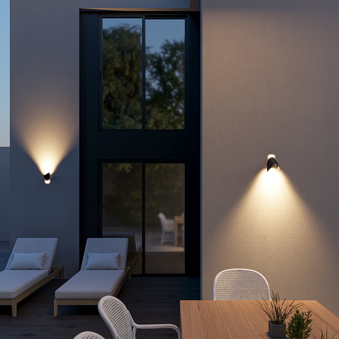 Trevarn | Adjustable LED Wall Light