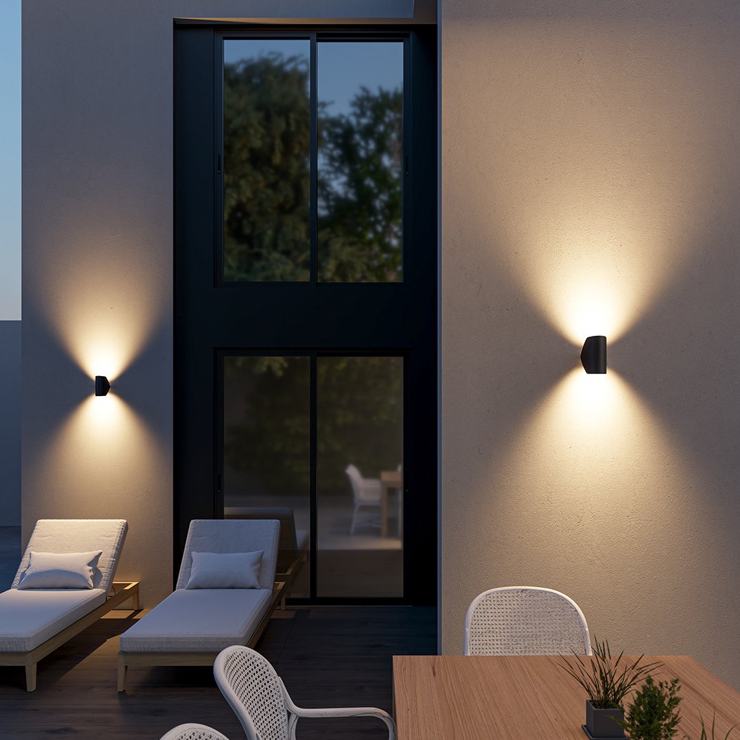 Trevarn | Adjustable LED Wall Light