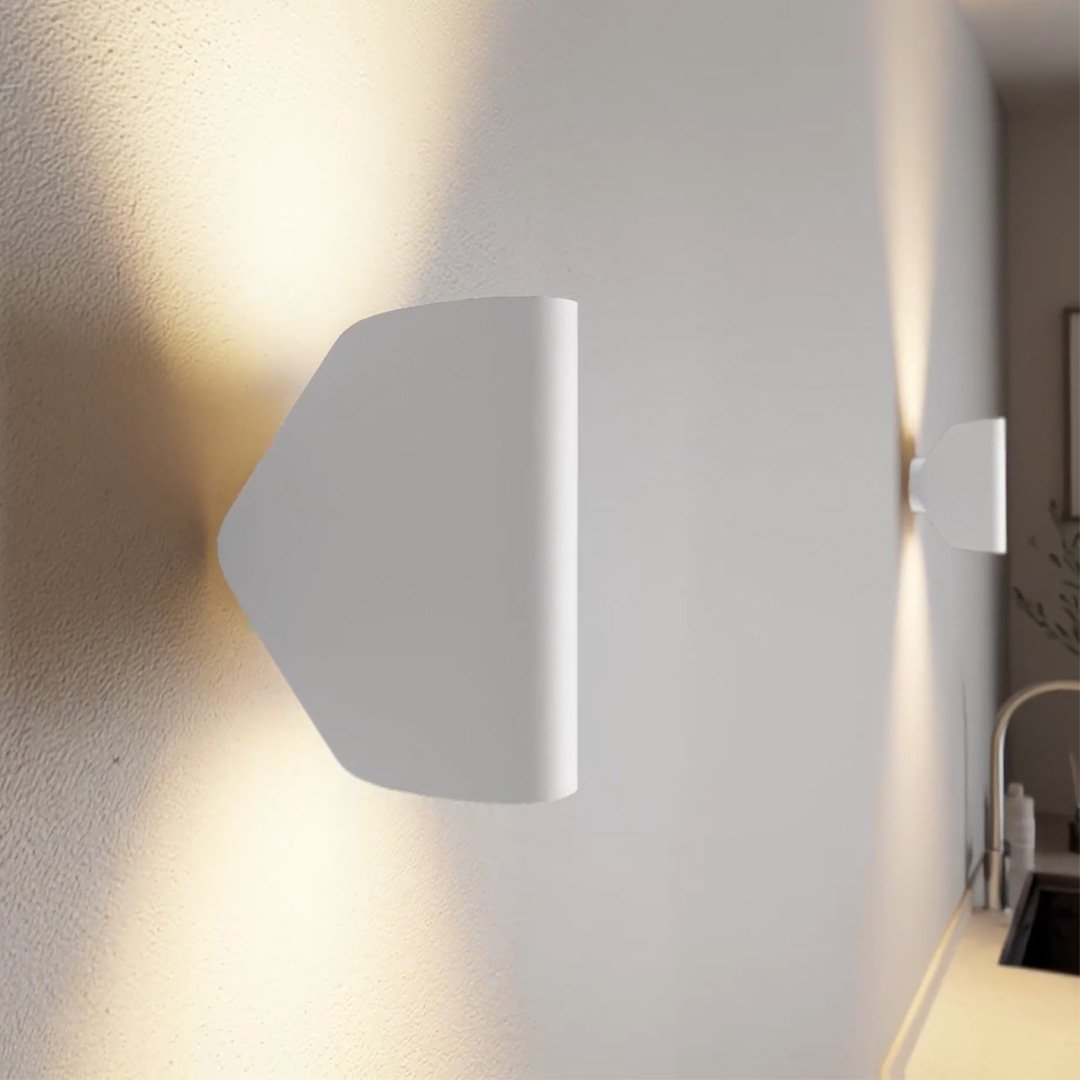 Trevarn | Adjustable LED Wall Light