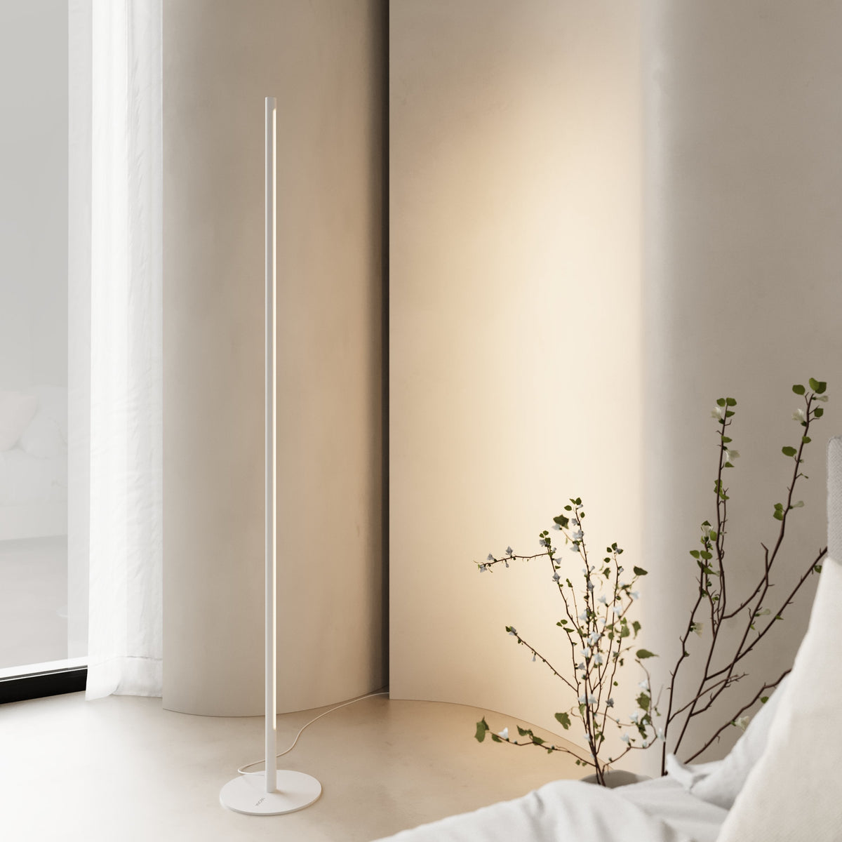 Zenith | LED Floor Lamp with Touch Dimming