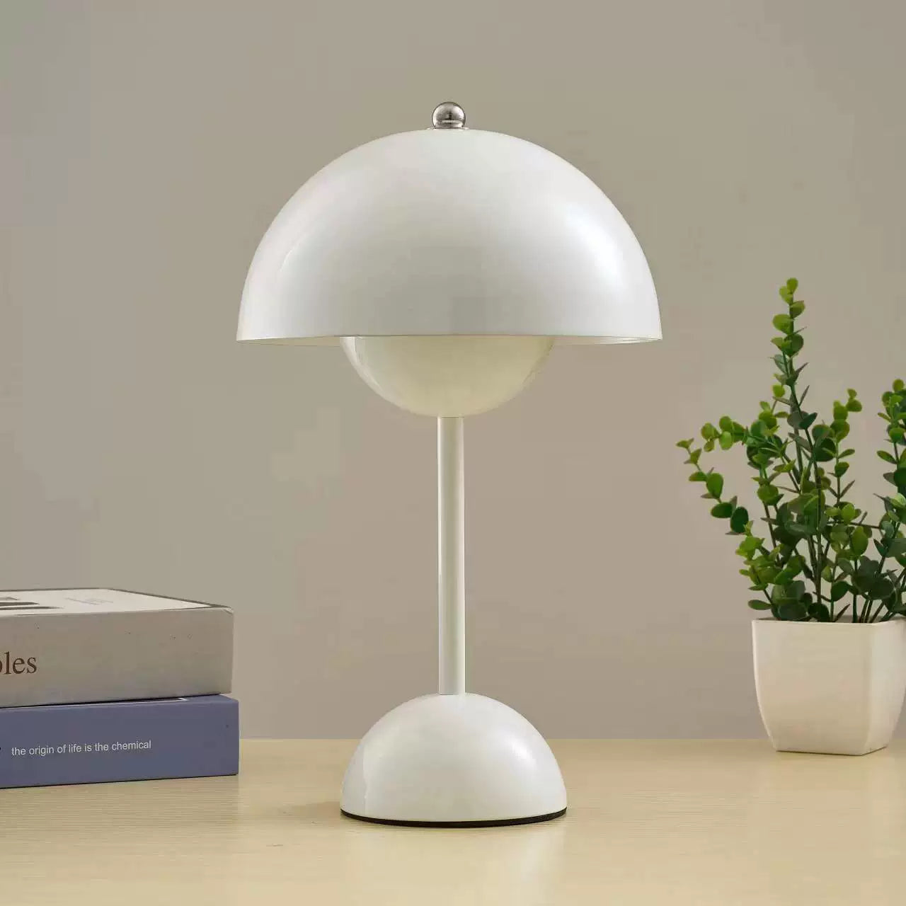Meridian | Cordless Dome Table Lamp with Touch Dimming