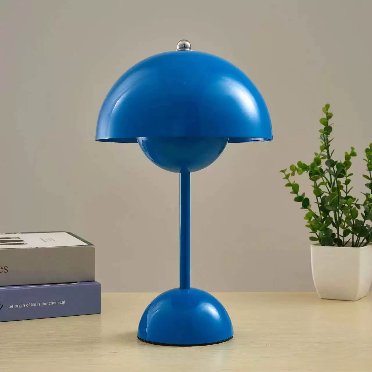Meridian | Cordless Dome Table Lamp with Touch Dimming