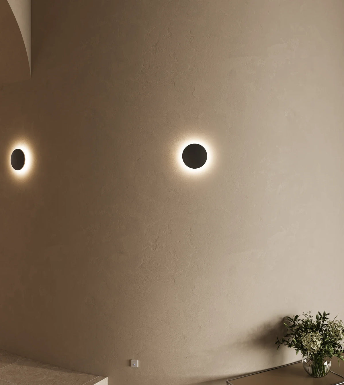 Vexis | Rechargeable LED Wall Light with Touch Dimming