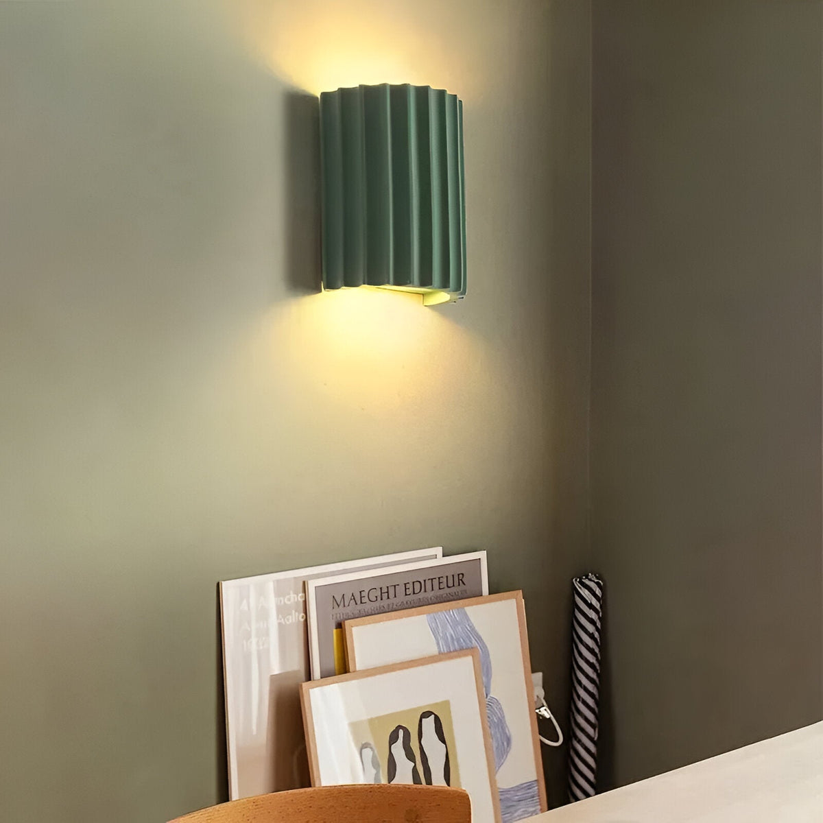 Rylle | Fluted Resin Wall Light