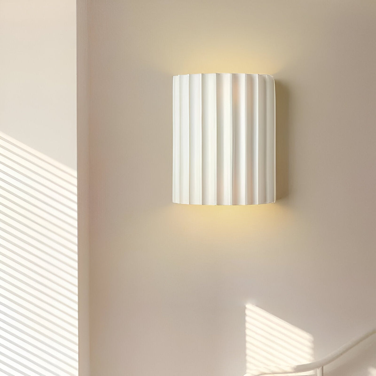 Rylle | Fluted Resin Wall Light