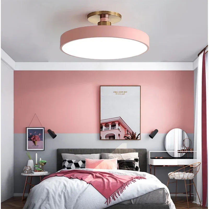 Wynlow | Round LED Ceiling Light with Gold Accent