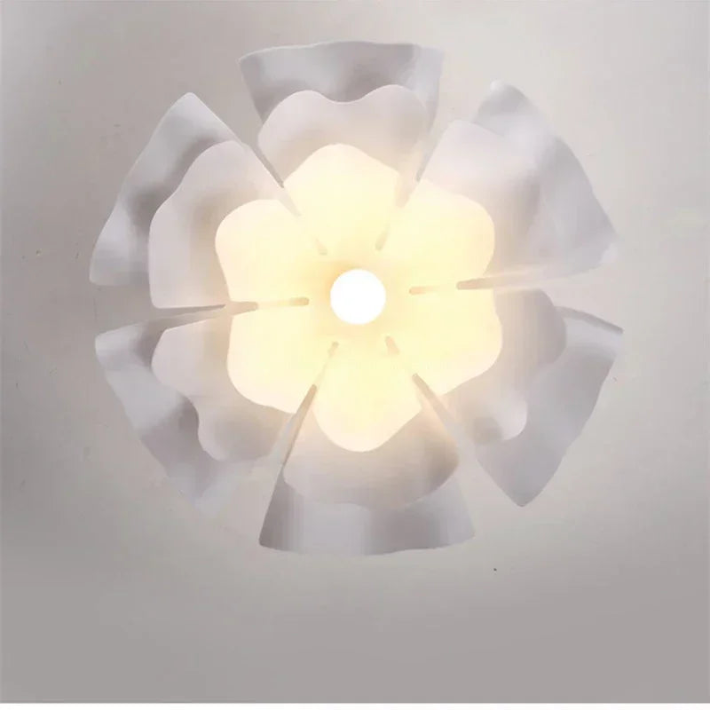 Florabelle | White Lotus Flower Pendant Light