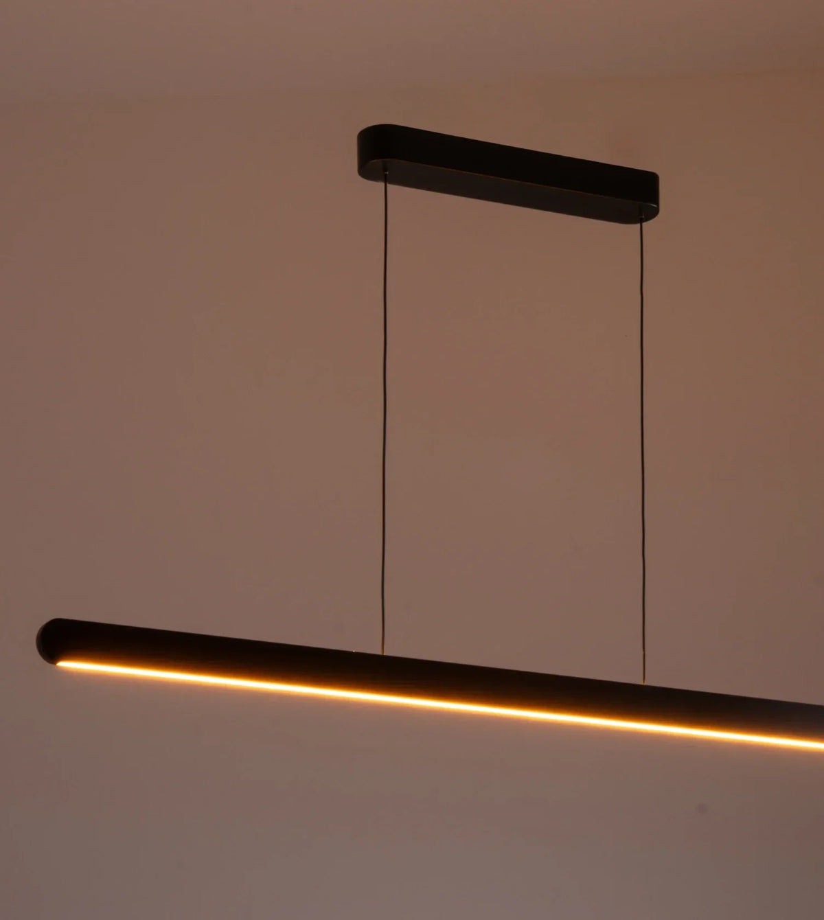Itheria | LED Pendant Light Bar