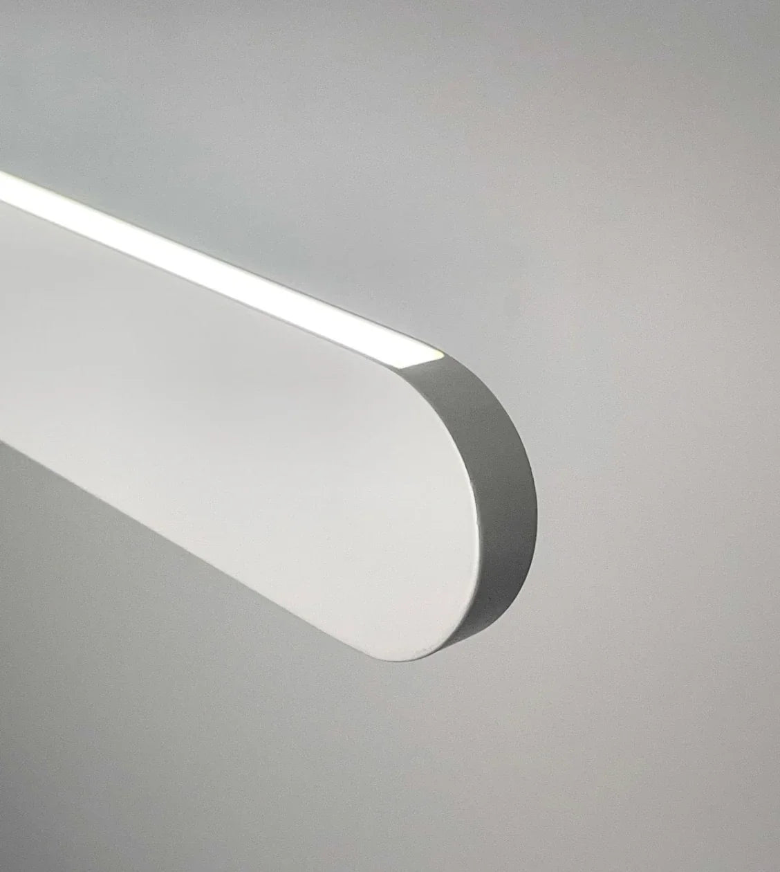 Itheria | LED Pendant Light Bar