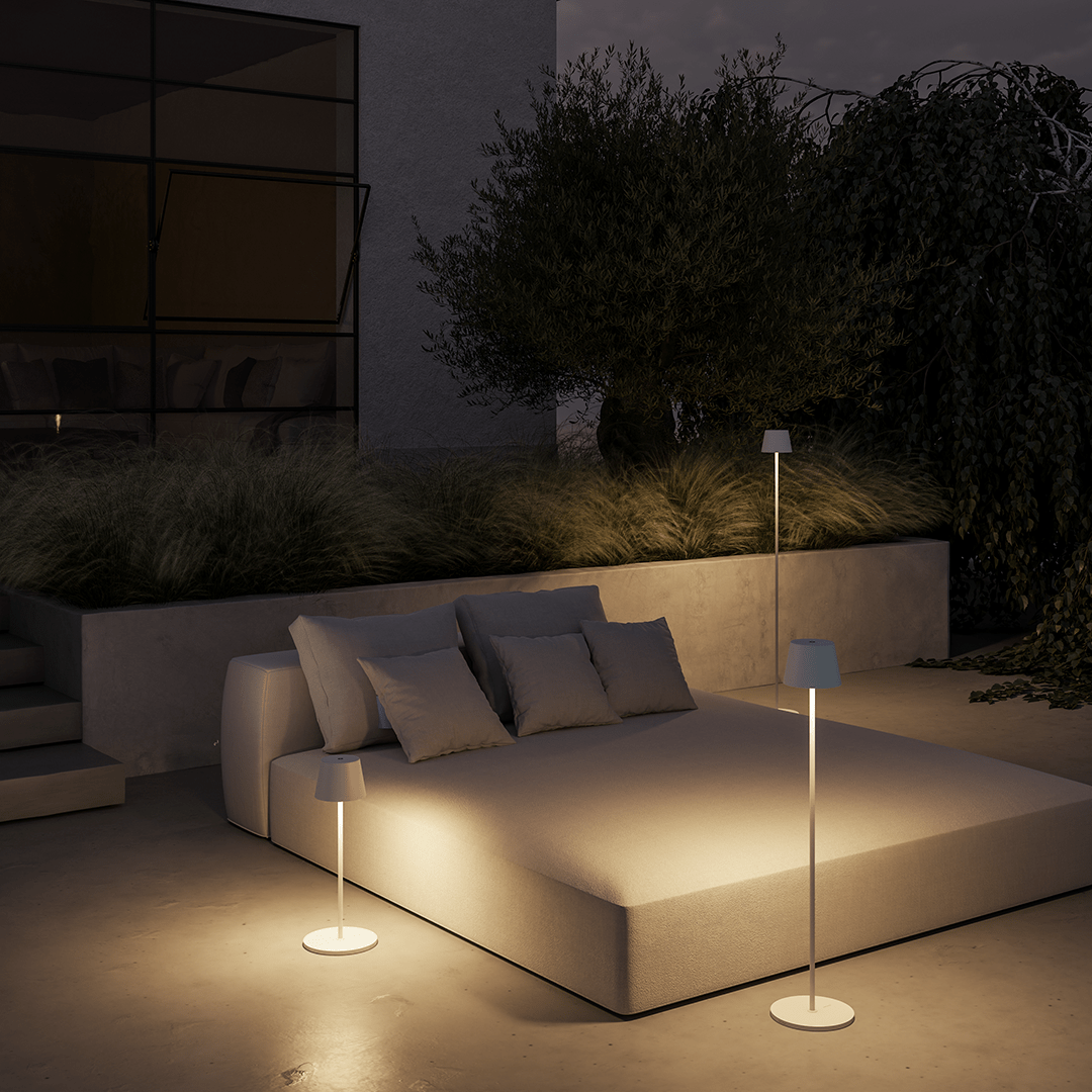Jett | Battery-Powered LED Floor Lamp