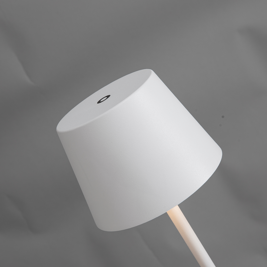 Jett | Battery-Powered LED Floor Lamp