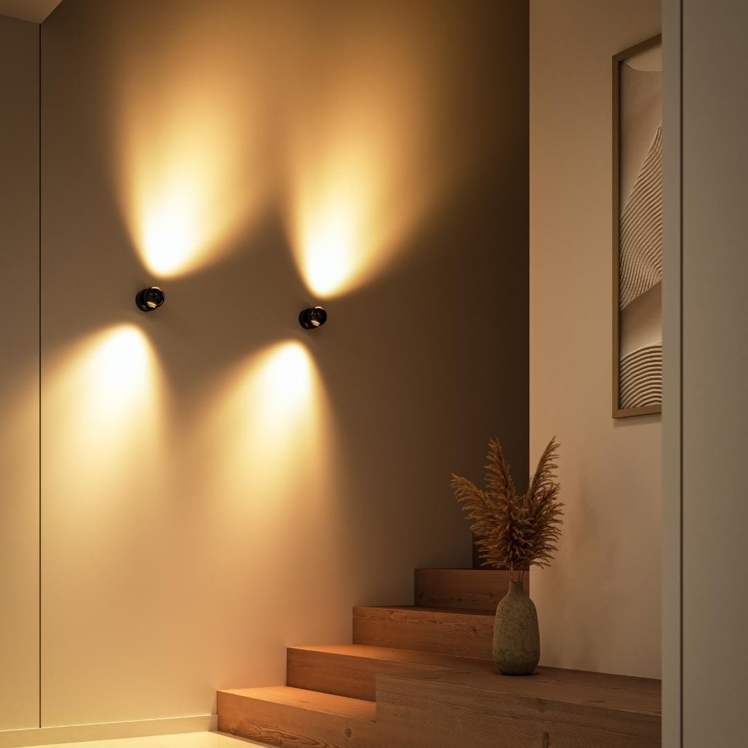 Kerrigan | LED Wall Light with Up-and-Down Beam