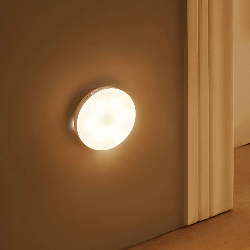 Kyndale | LED Motion Sensor Wall Light with USB Charging