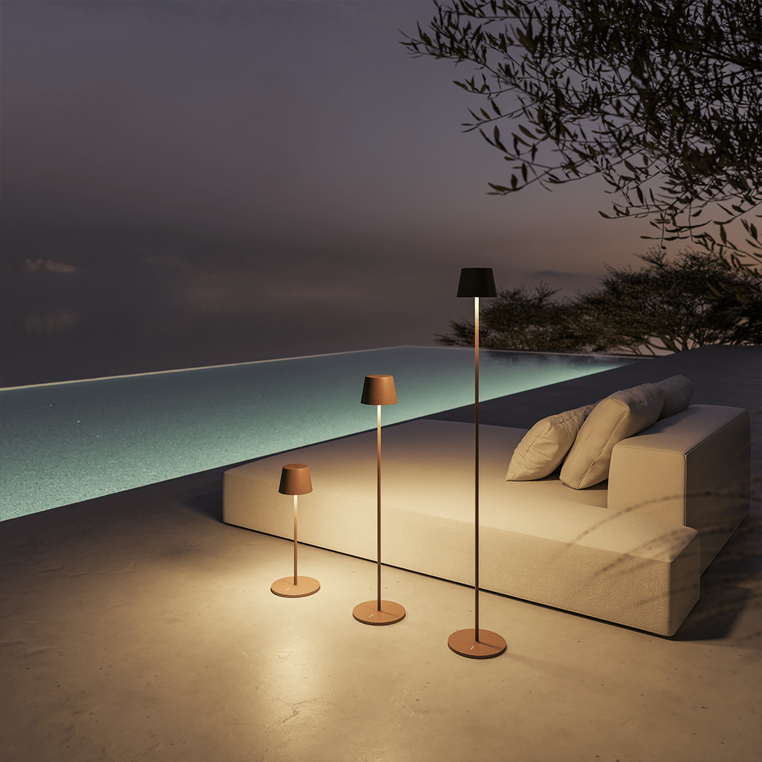 Jett | Battery-Powered LED Floor Lamp