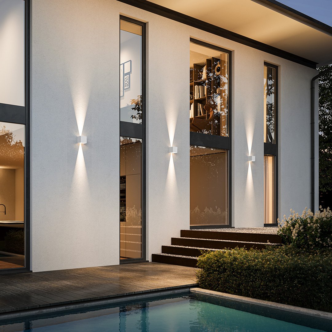 Brymar | LED Wall Light with Adjustable Beam